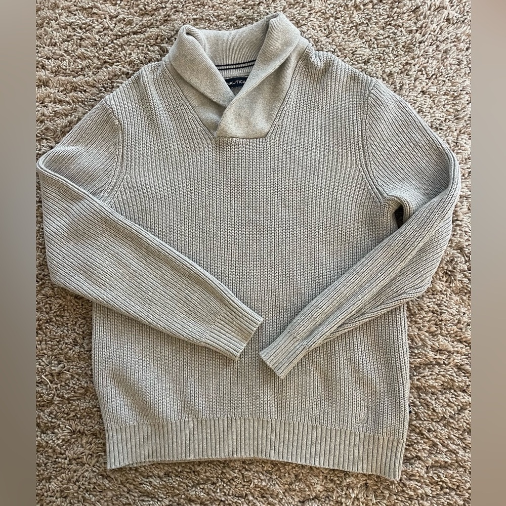 Men’s gray ribbed sweater with collar from Nautical.